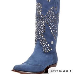 Elvis addition boots!